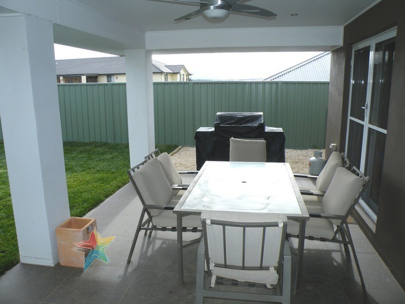 5 Blaxland Drive, Bathurst NSW 2795