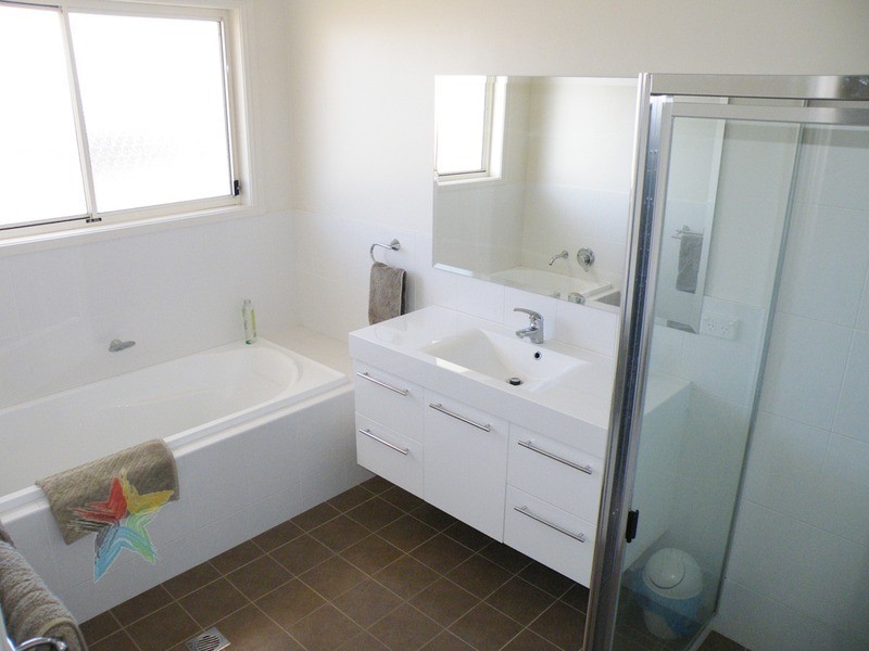 35 Cypress Crescent, Bathurst NSW 2795