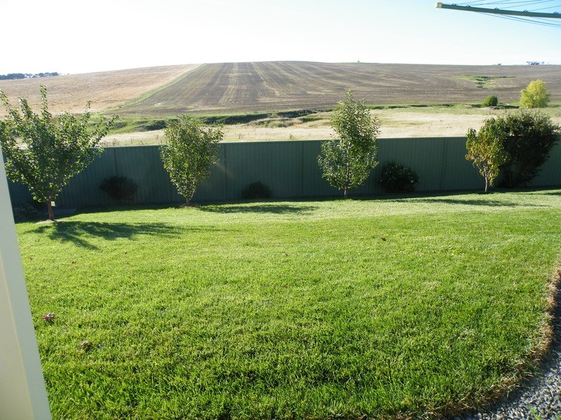 46 Emerald Drive, Bathurst NSW 2795