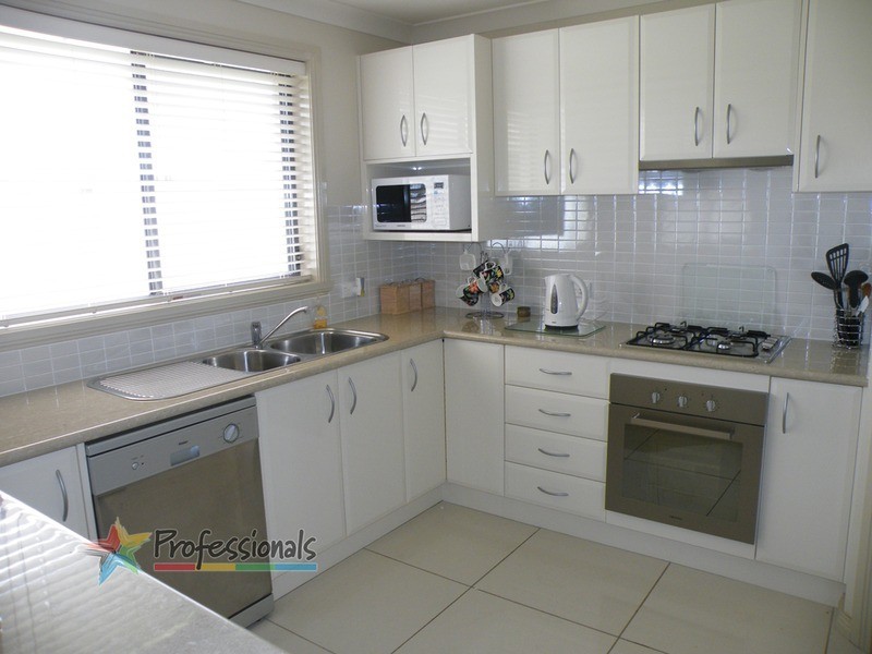 7 Coolabah Close, Bathurst NSW 2795