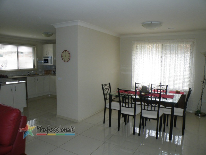 7 Coolabah Close, Bathurst NSW 2795