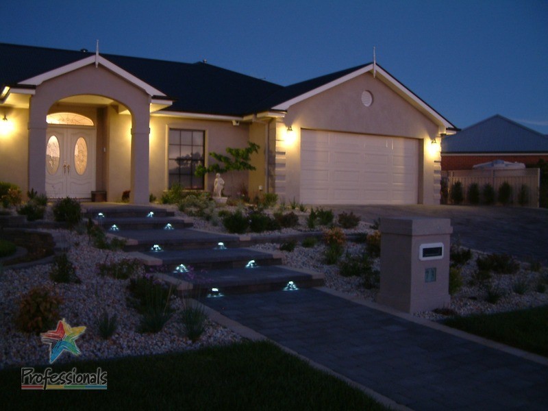 73 McBrien  Drive, Bathurst NSW 2795