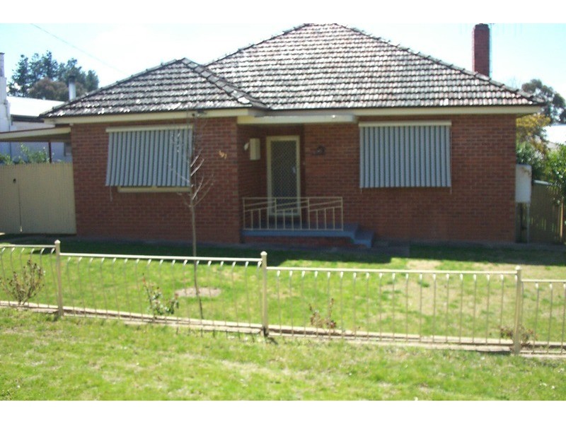 197 Browning Street, Bathurst NSW 2795