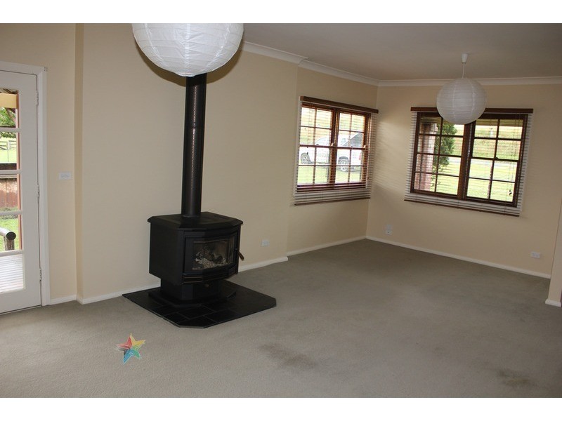 110 Rockley  Street, Bathurst NSW 2795