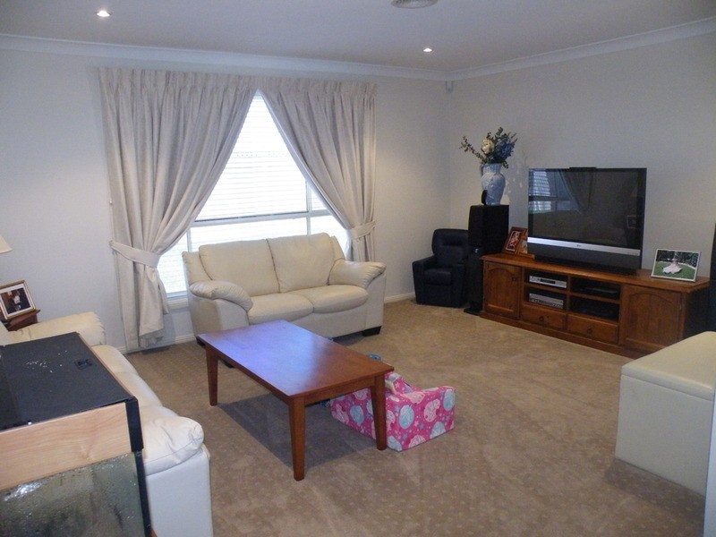 68 McBrien Drive, Bathurst NSW 2795