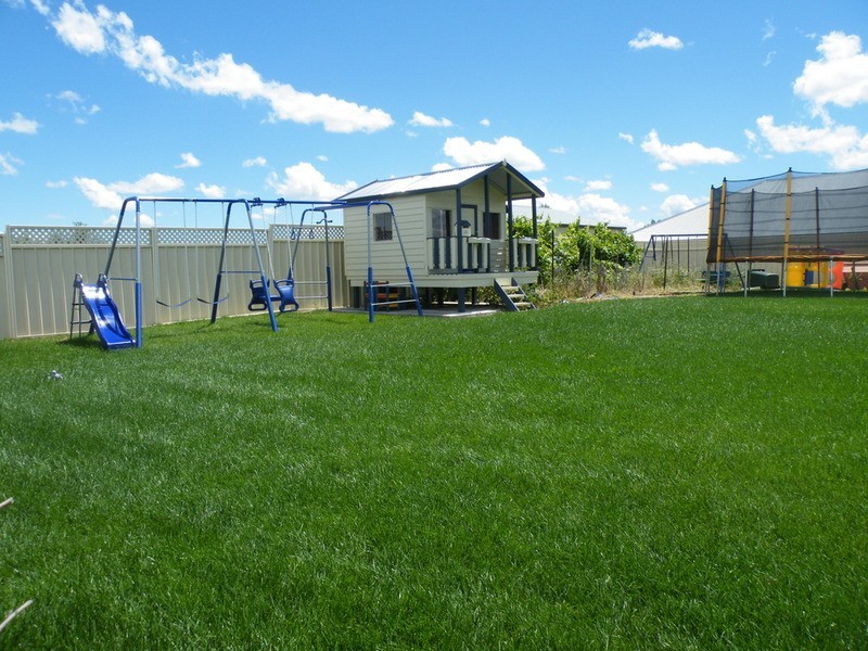 68 McBrien Drive, Bathurst NSW 2795