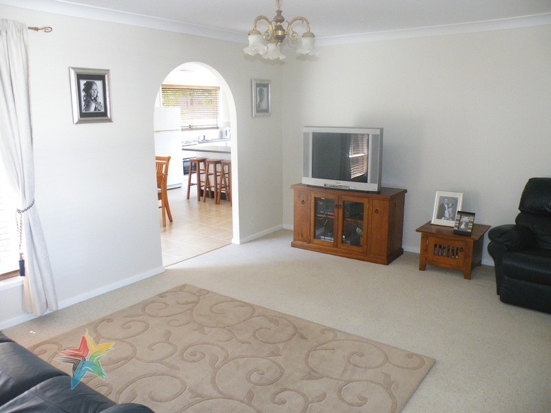 19 Lloyds Road, Bathurst NSW 2795