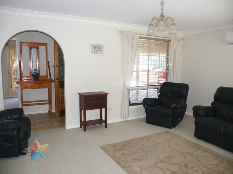 19 Lloyds Road, Bathurst NSW 2795