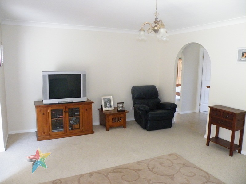 19 Lloyds Road, Bathurst NSW 2795