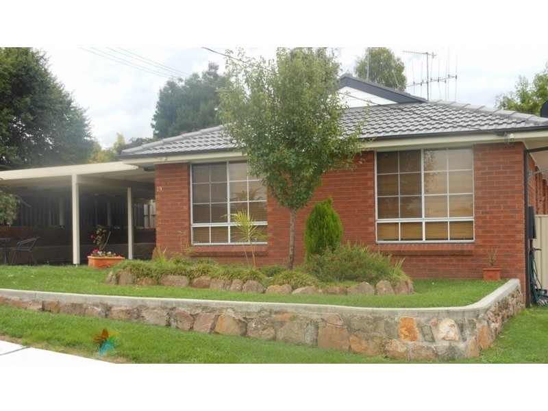19 Lloyds Road, Bathurst NSW 2795