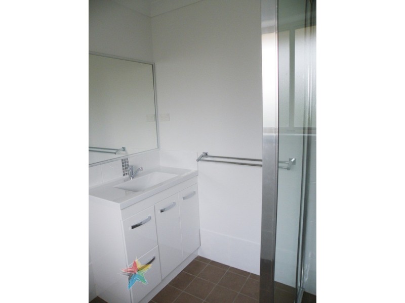 2/84 Freeman Court, Bathurst NSW 2795