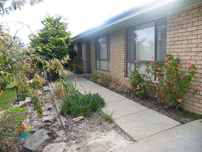 30 Pellion Place, Bathurst NSW 2795