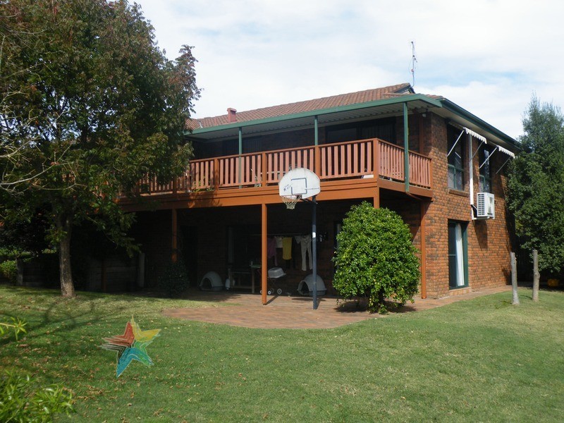3 Kurumben Place, Bathurst NSW 2795