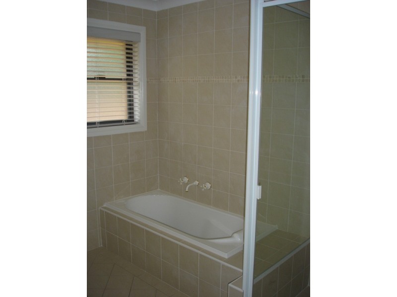 143A Keppel Street, Bathurst NSW 2795