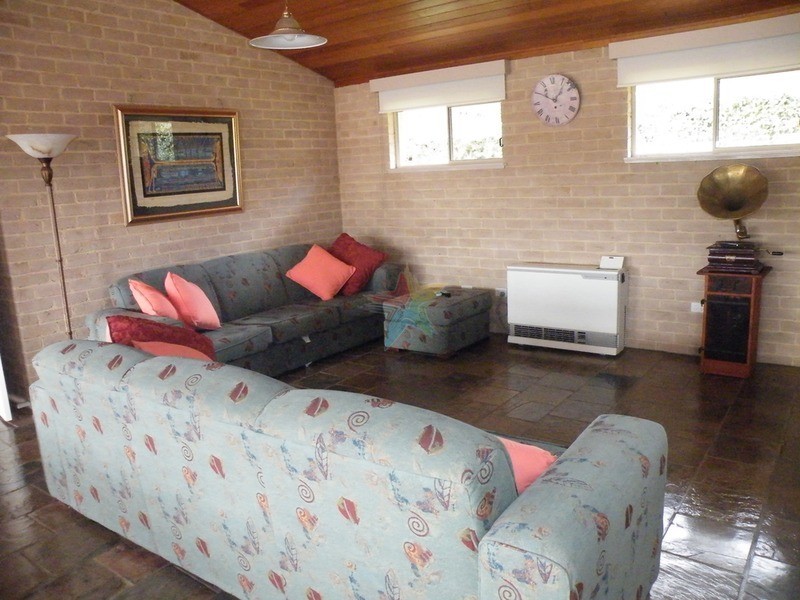 8  Dale Place, Bathurst NSW 2795