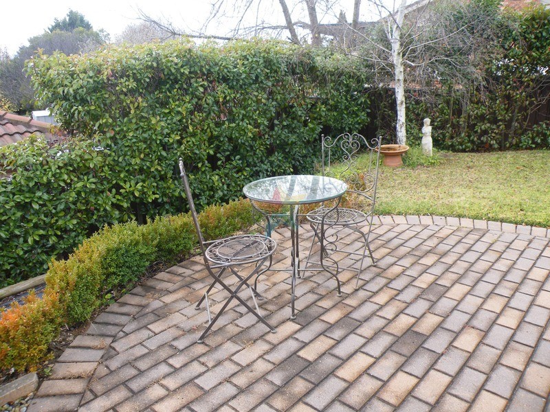 8  Dale Place, Bathurst NSW 2795