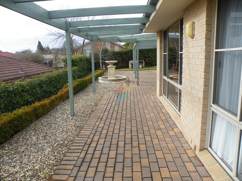 8  Dale Place, Bathurst NSW 2795