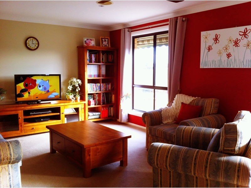 39 Country Way, Bathurst NSW 2795