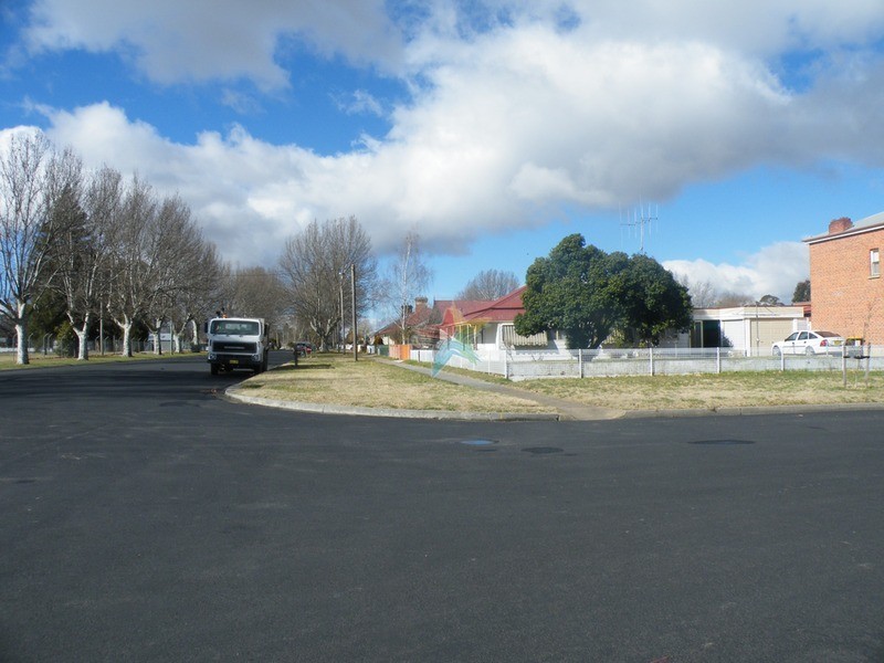 11/31 Seymour Street, Bathurst NSW 2795