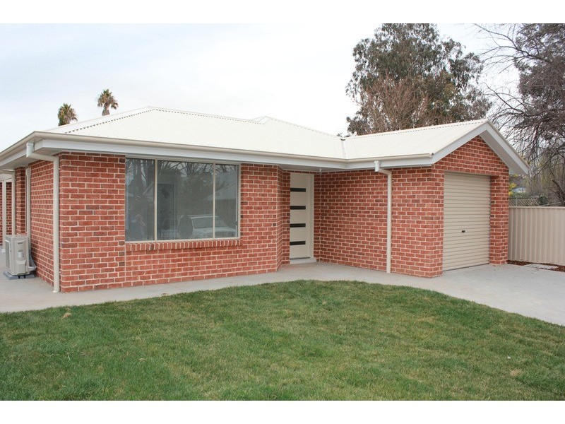 81b Morrisset Street, Bathurst NSW 2795