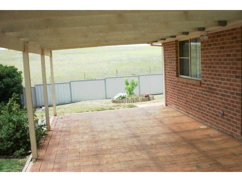 20 Wentworth Drive, Kelso NSW 2795