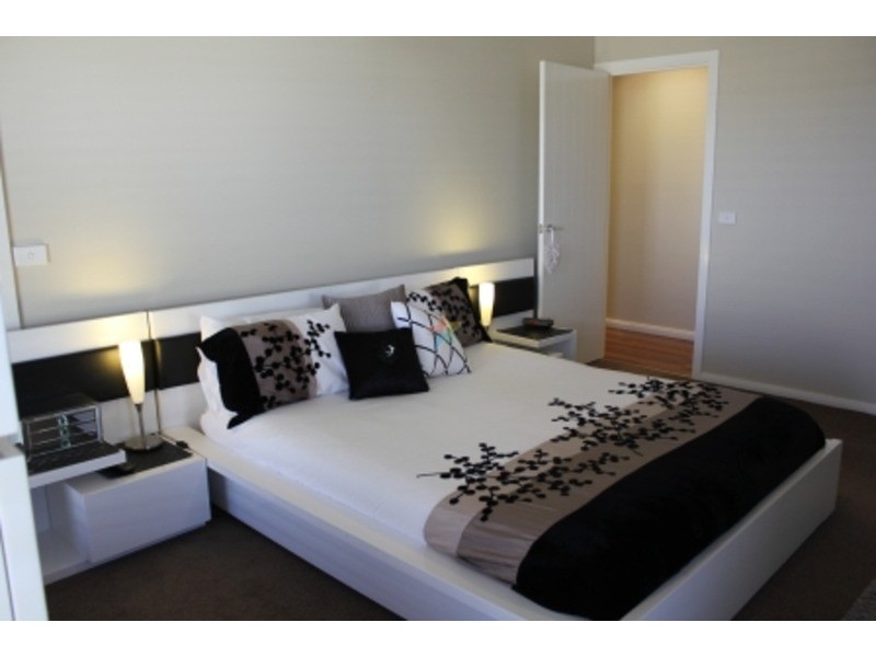 84  Hughes Street, Bathurst NSW 2795
