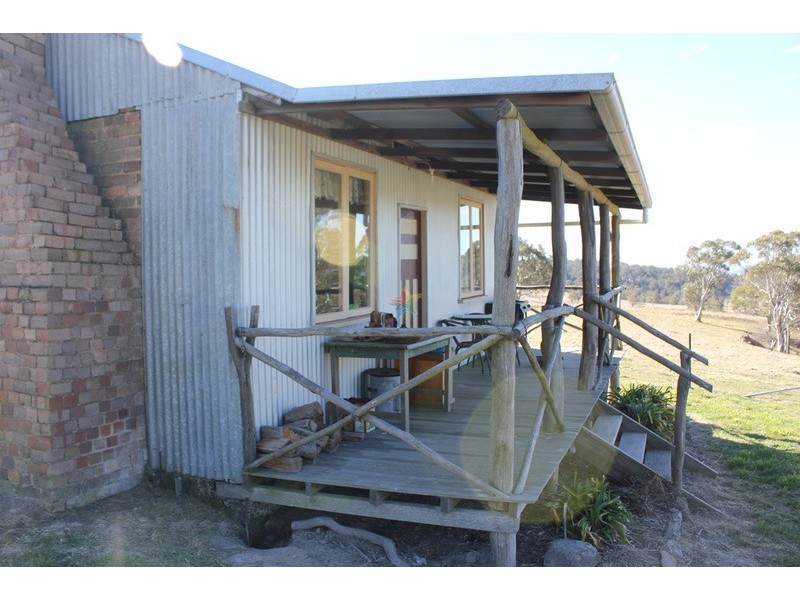 “Speckle Park” Range Road, Meadow Flat NSW 2795