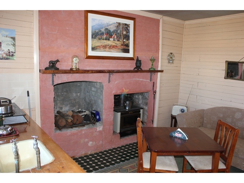 “Speckle Park” Range Road, Meadow Flat NSW 2795