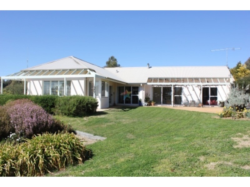 76 Windemere Road, Bathurst NSW 2795
