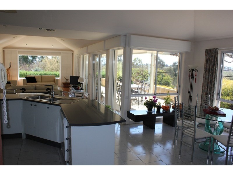 76  Windemere Road, Bathurst NSW 2795