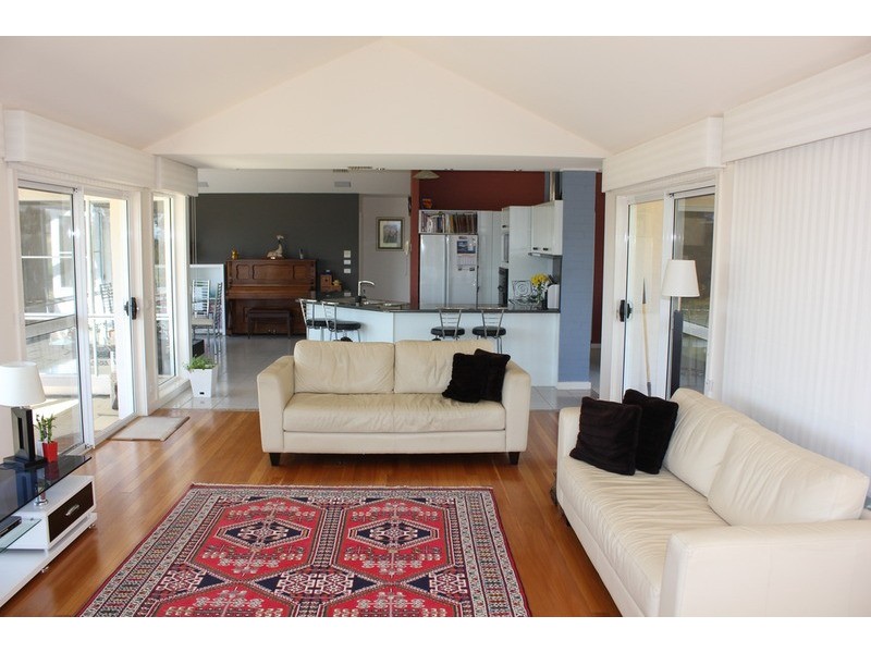 76  Windemere Road, Bathurst NSW 2795