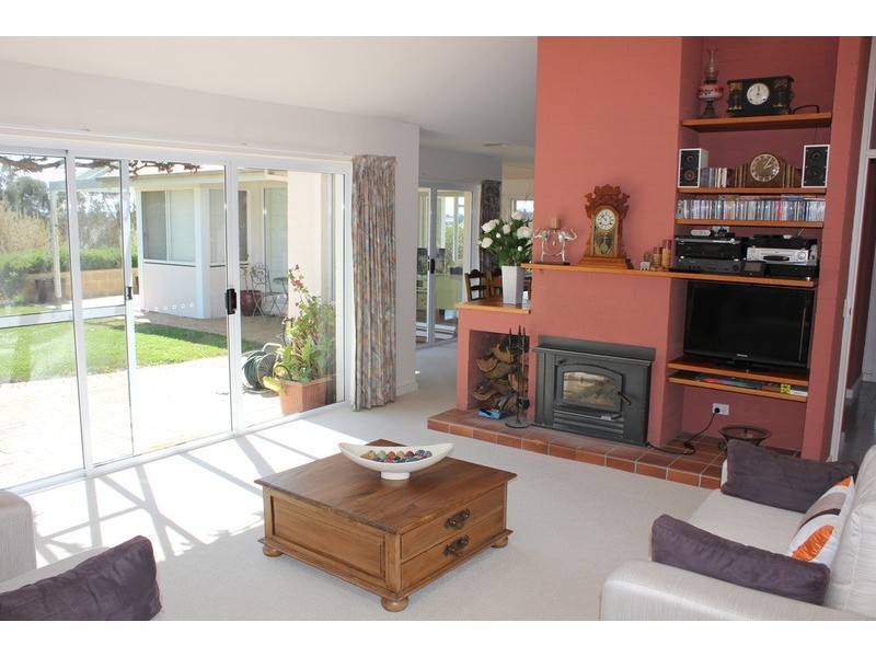 76  Windemere Road, Bathurst NSW 2795