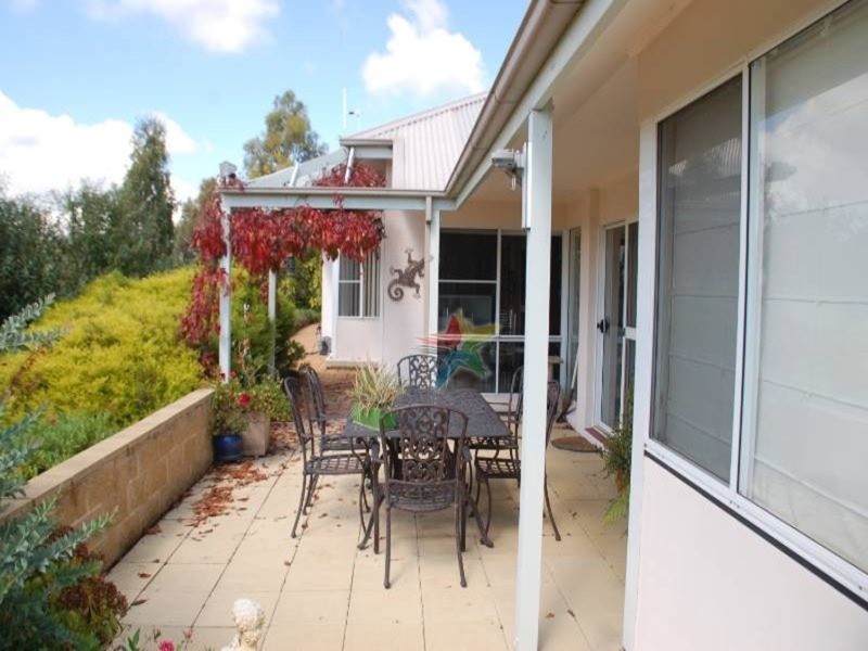 76  Windemere Road, Bathurst NSW 2795