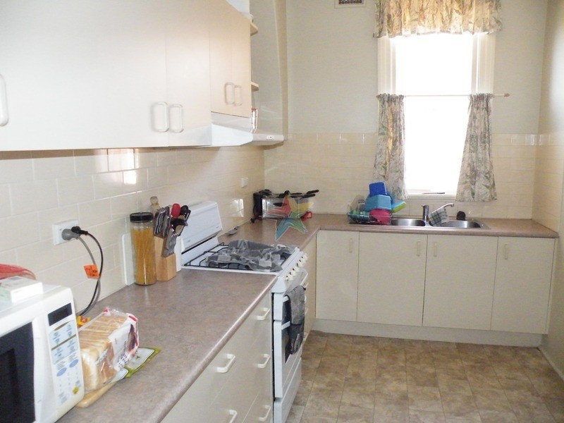 65 Rocket Street, Bathurst NSW 2795