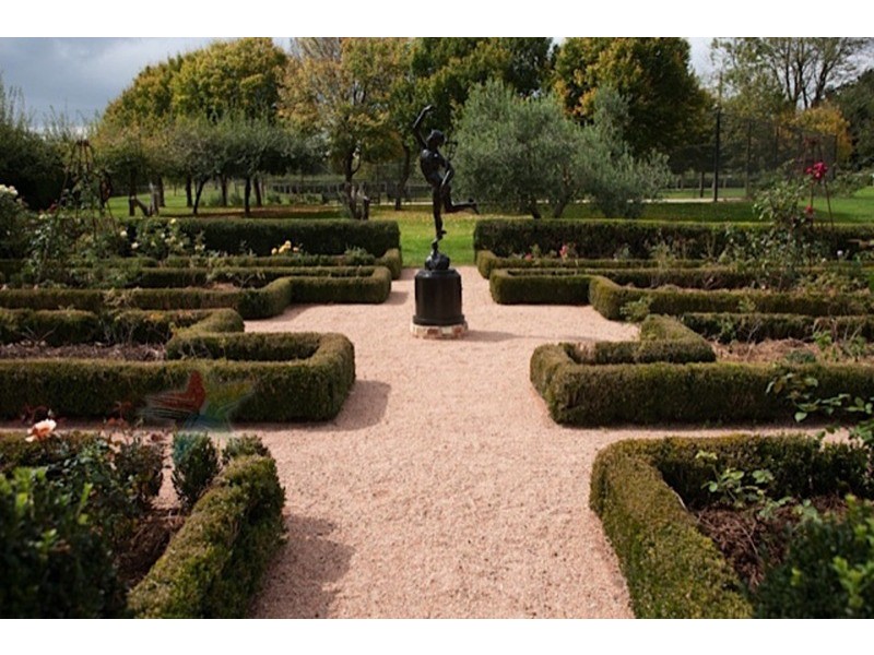 90 Eleven Mile Drive, Bathurst NSW 2795