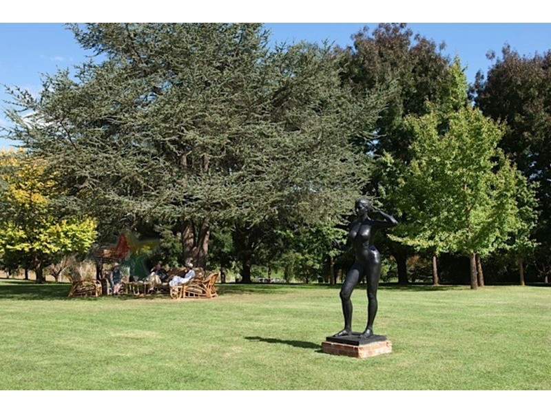 90 Eleven Mile Drive, Bathurst NSW 2795