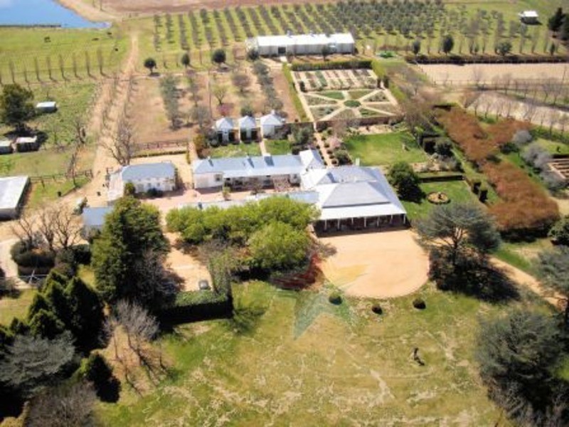 90 Eleven Mile Drive, Bathurst NSW 2795