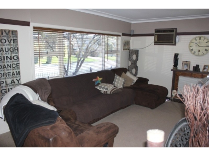 18 Albert  Street, Bathurst NSW 2795