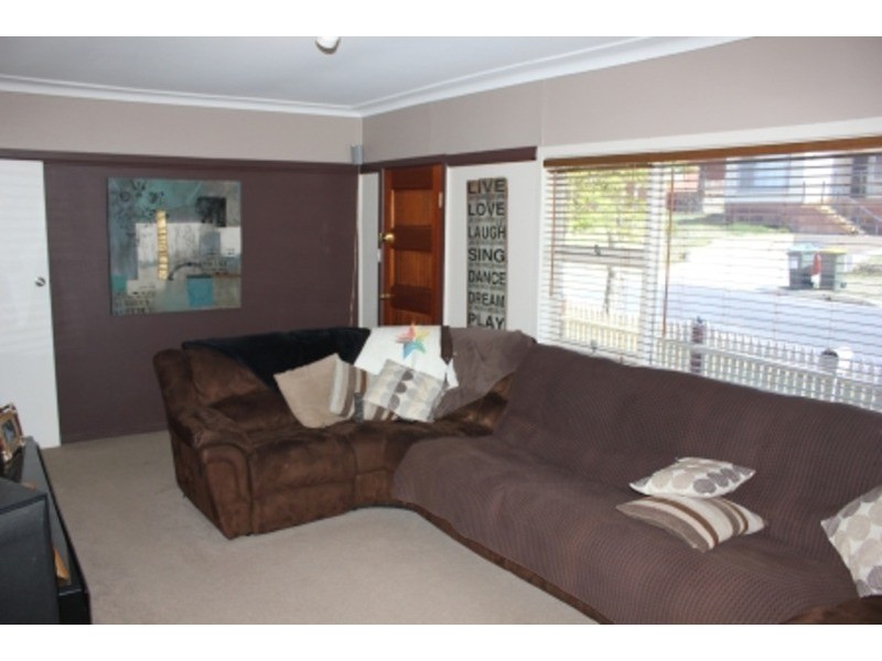 18 Albert  Street, Bathurst NSW 2795