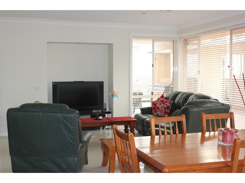 22 Darwin  Drive, Bathurst NSW 2795