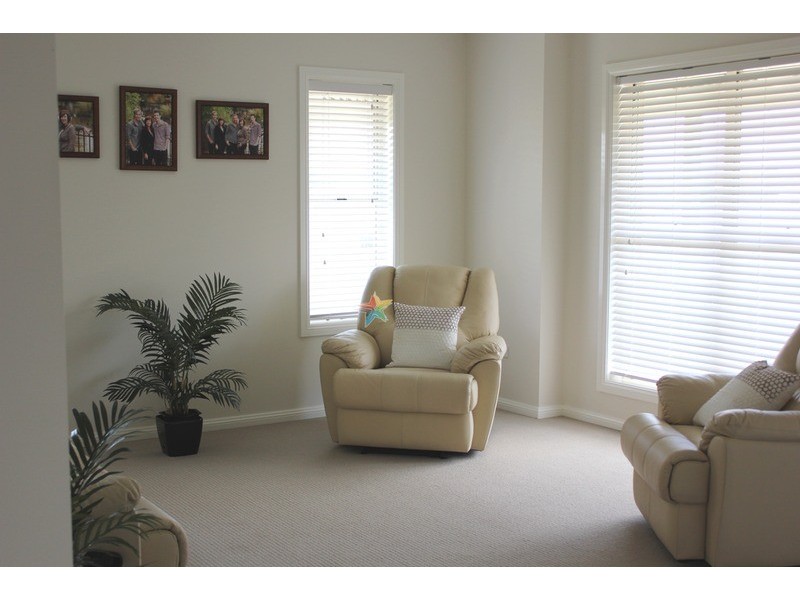 22 Darwin  Drive, Bathurst NSW 2795