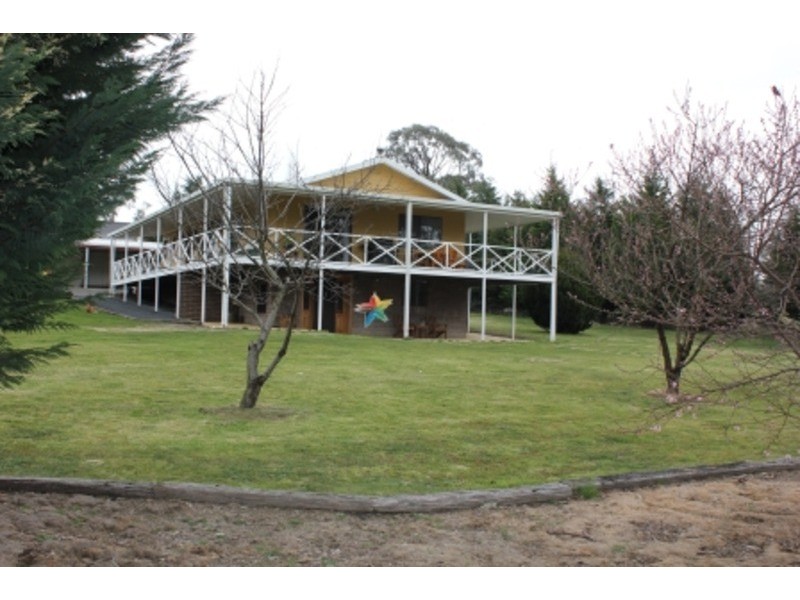 13 Selby Street, Cowra NSW 2794