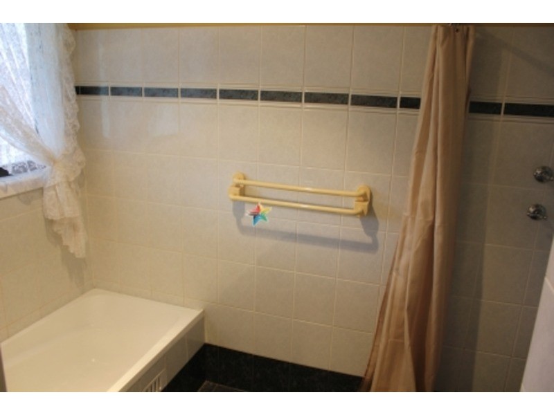 13 Selby Street, Cowra NSW 2794