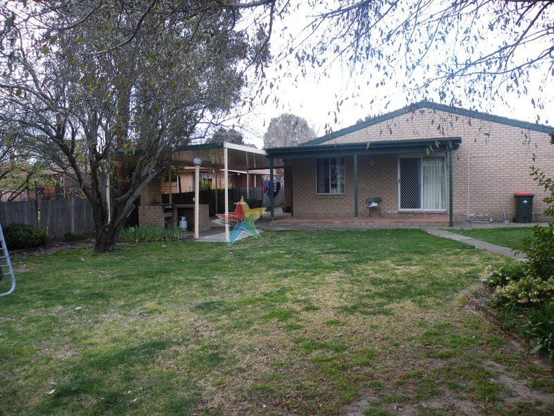 25 Halsted Street, Bathurst NSW 2795