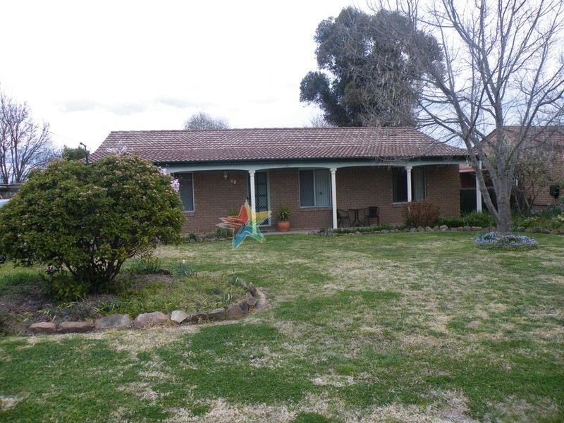 25 Halsted Street, Bathurst NSW 2795