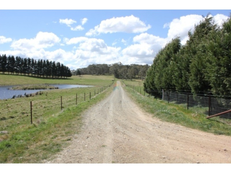 “Bimbadeen”/331 Range  Road, Meadow Flat NSW 2795