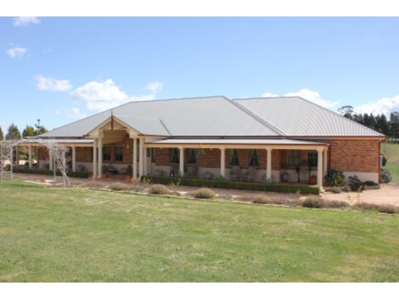 “Bimbadeen”/331 Range  Road, Meadow Flat NSW 2795