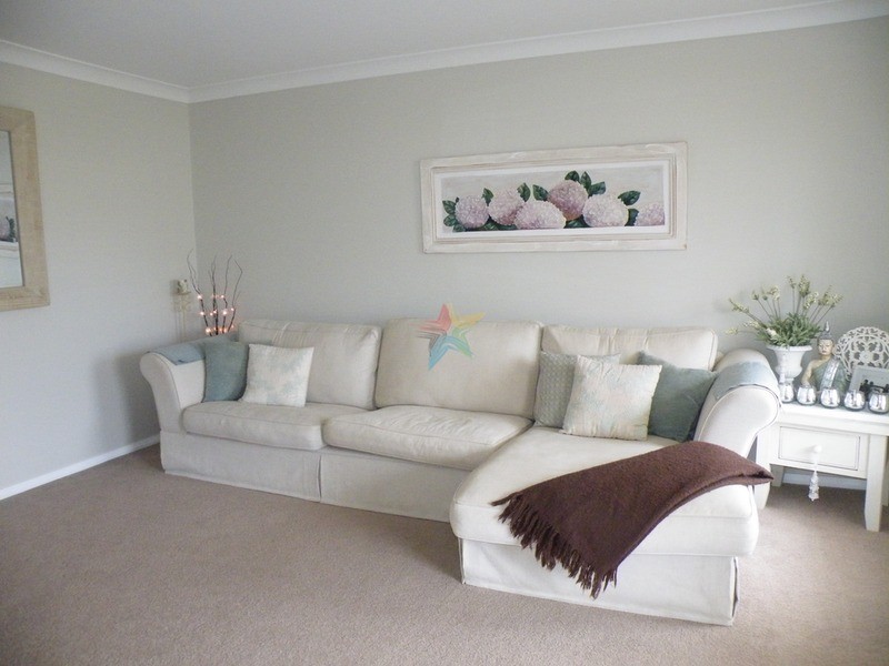 19 Riverside  Retreat, Bathurst NSW 2795