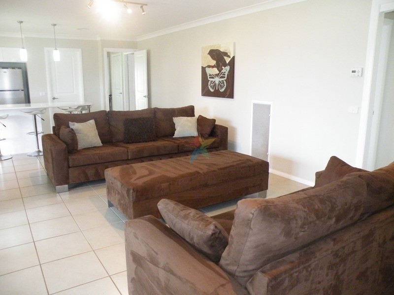 19 Riverside  Retreat, Bathurst NSW 2795