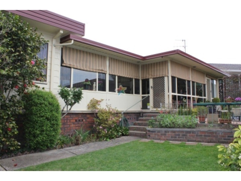 19 Dunrossil Crescent, Bathurst NSW 2795